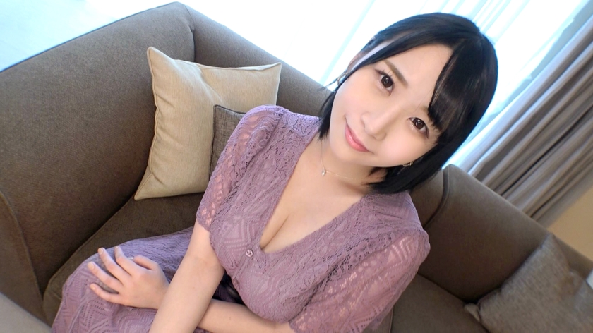 SIRO-4653 [First shot] [Soft H breasts] [Indecent service] An unfussy fair-skinned older sister who