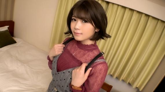 SIRO-4023 [First shot] [Soft milk beautiful breasts] [Active JD of young face] 4th grader who likes