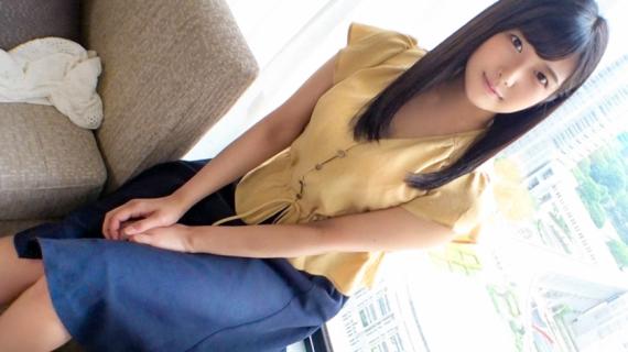 SIRO-4219 [First shot] [My sister’s popular face girl] [Leaking a large amount