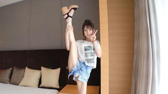 SIRO-4301 [First shot] [Height 150 cm] [Tongue tech exchange] Active sex of former rhythmic