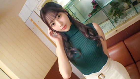 SIRO-5224 【速報】「パンツを引っ張って、食い込ませるのが好きなんです…