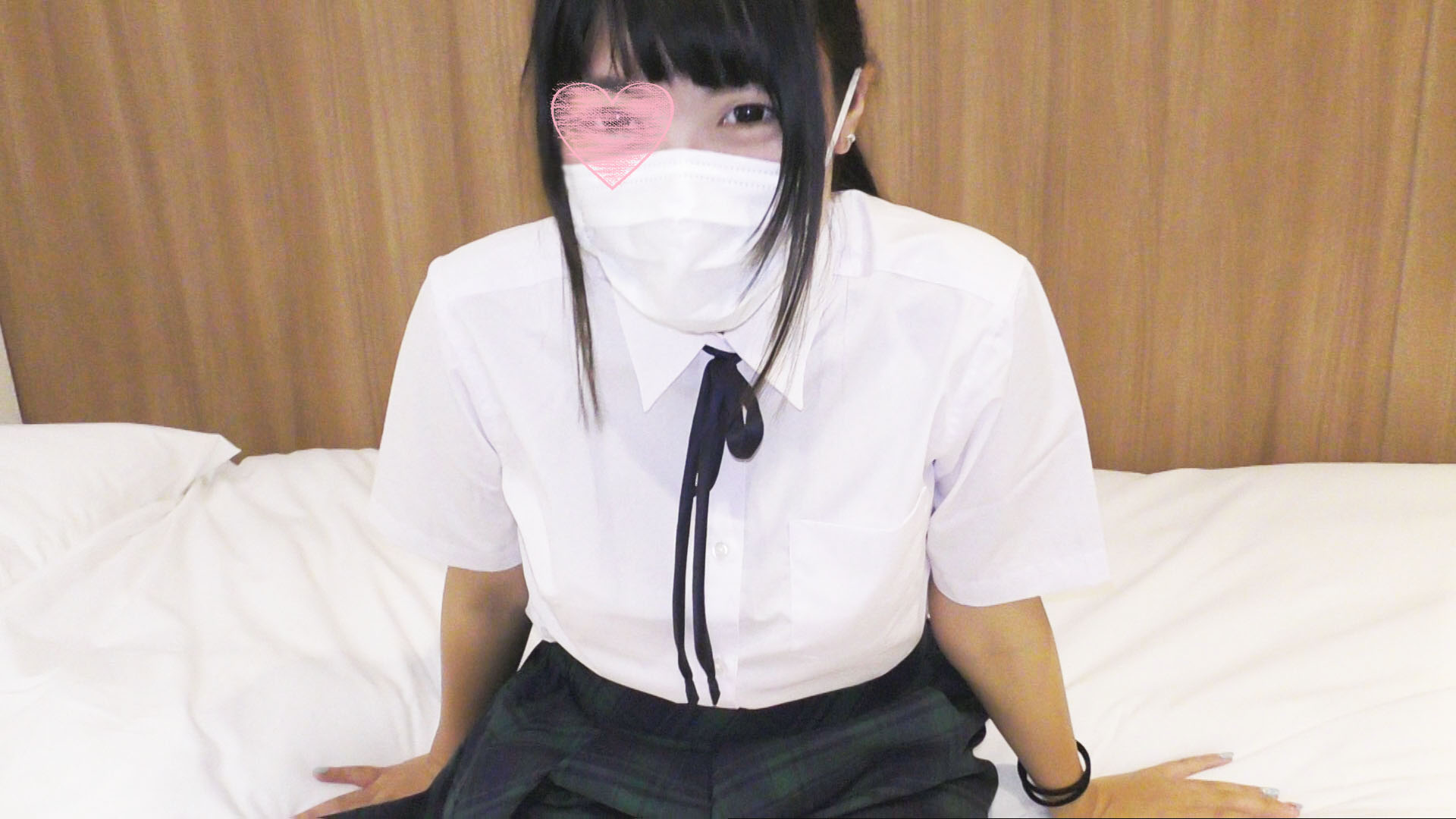 FC2 PPV 984181 Completely first shooting 制服 uniform raw Saddle 衝 撃 shocking