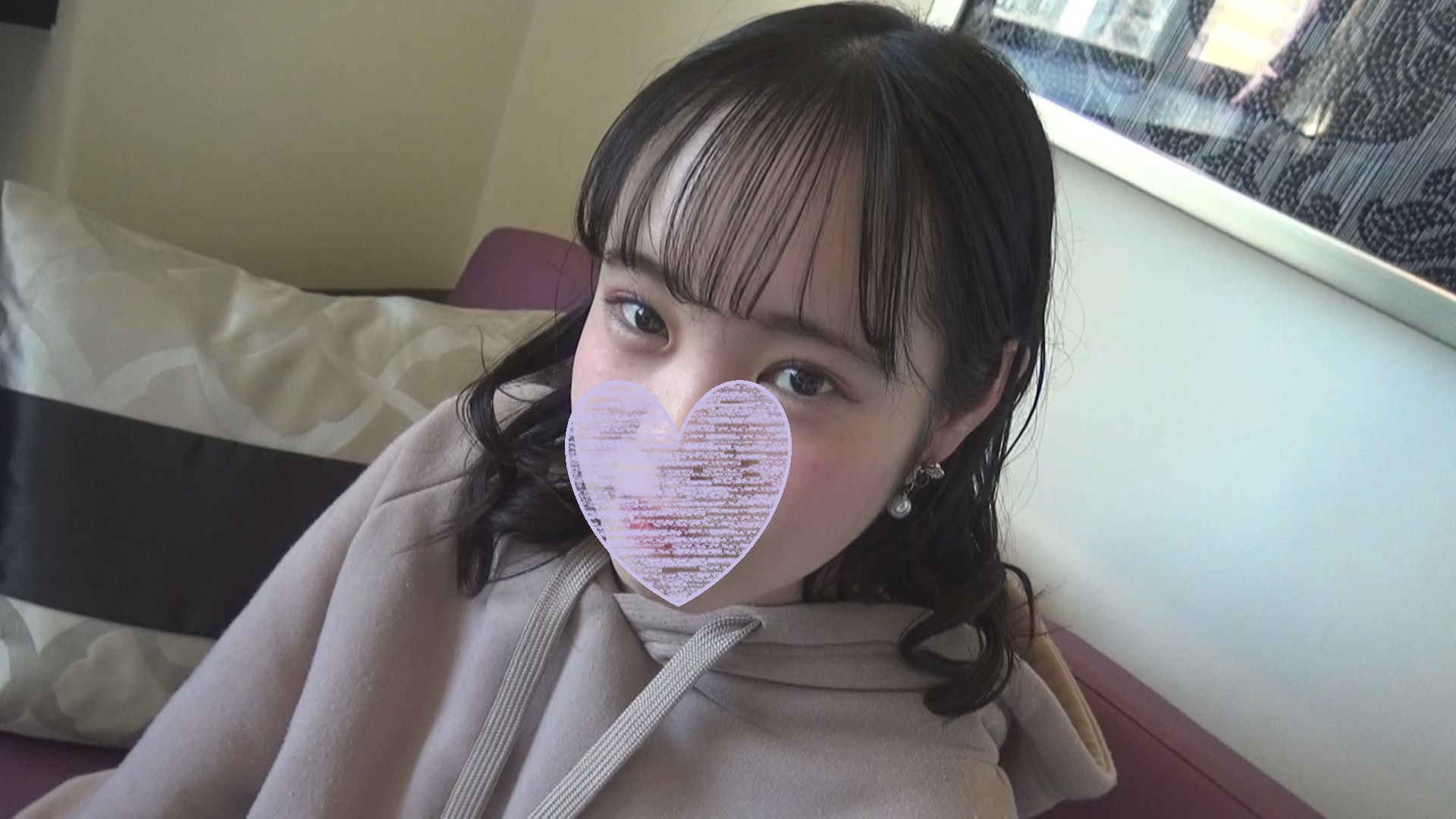 FC2 PPV 1498746 みおり18歳　**卒業したばかりのパイパン美**に大量中出し - JAVXXX.Me